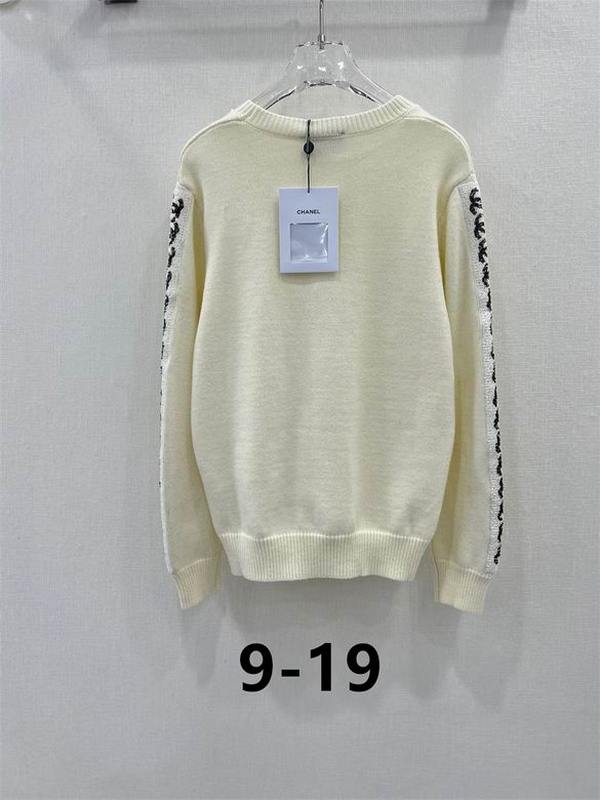 Chanel Women's Sweater 100